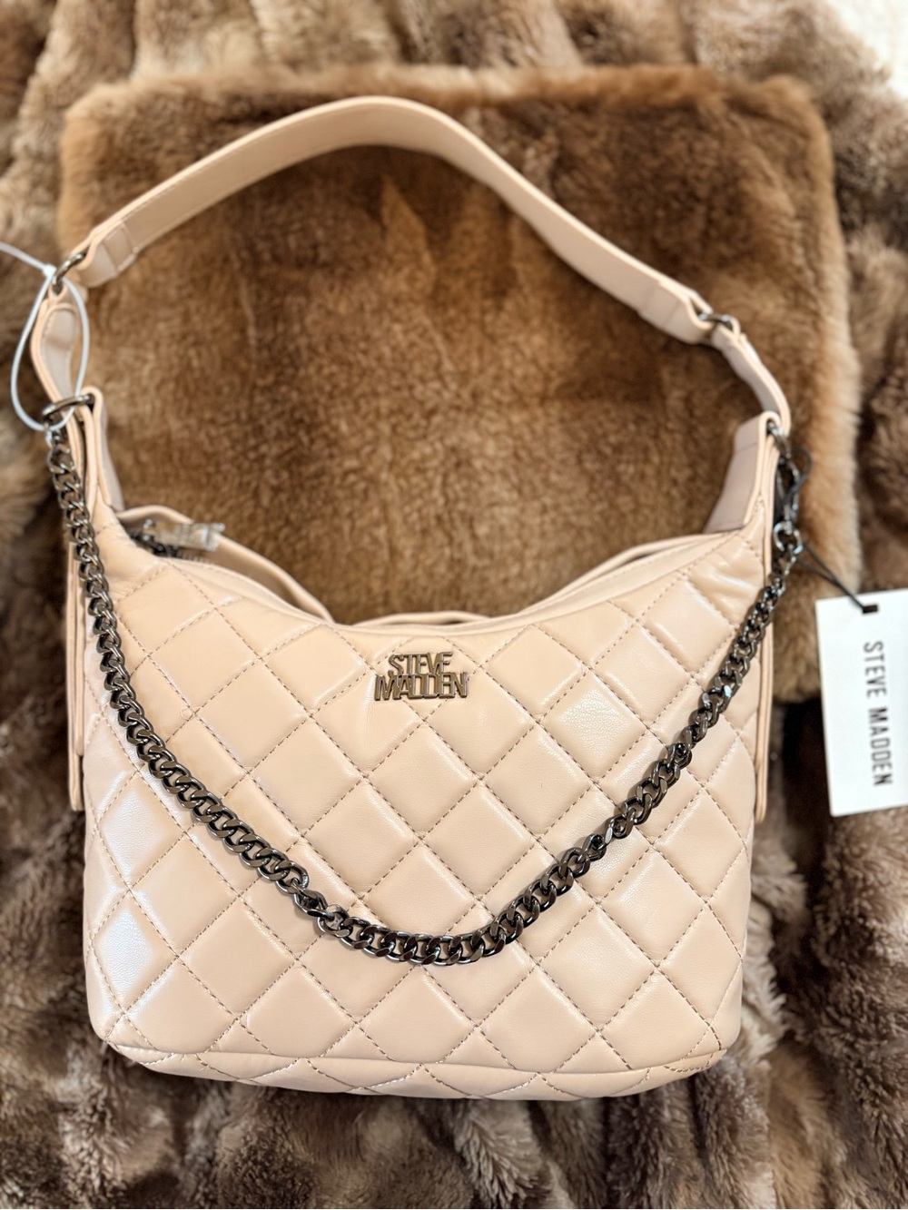 NWT, Steve Madden Quilted Shoulder Bag in Light Blush